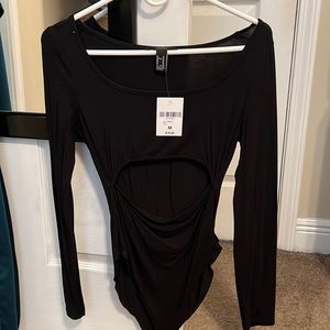Forever 21 black cut out bodysuit never worn SIZE M